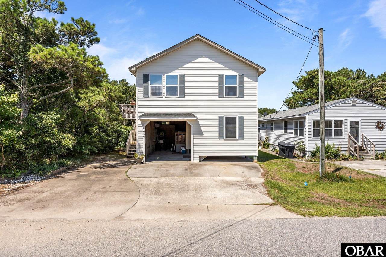 2038 Newport News Street - Photo 1