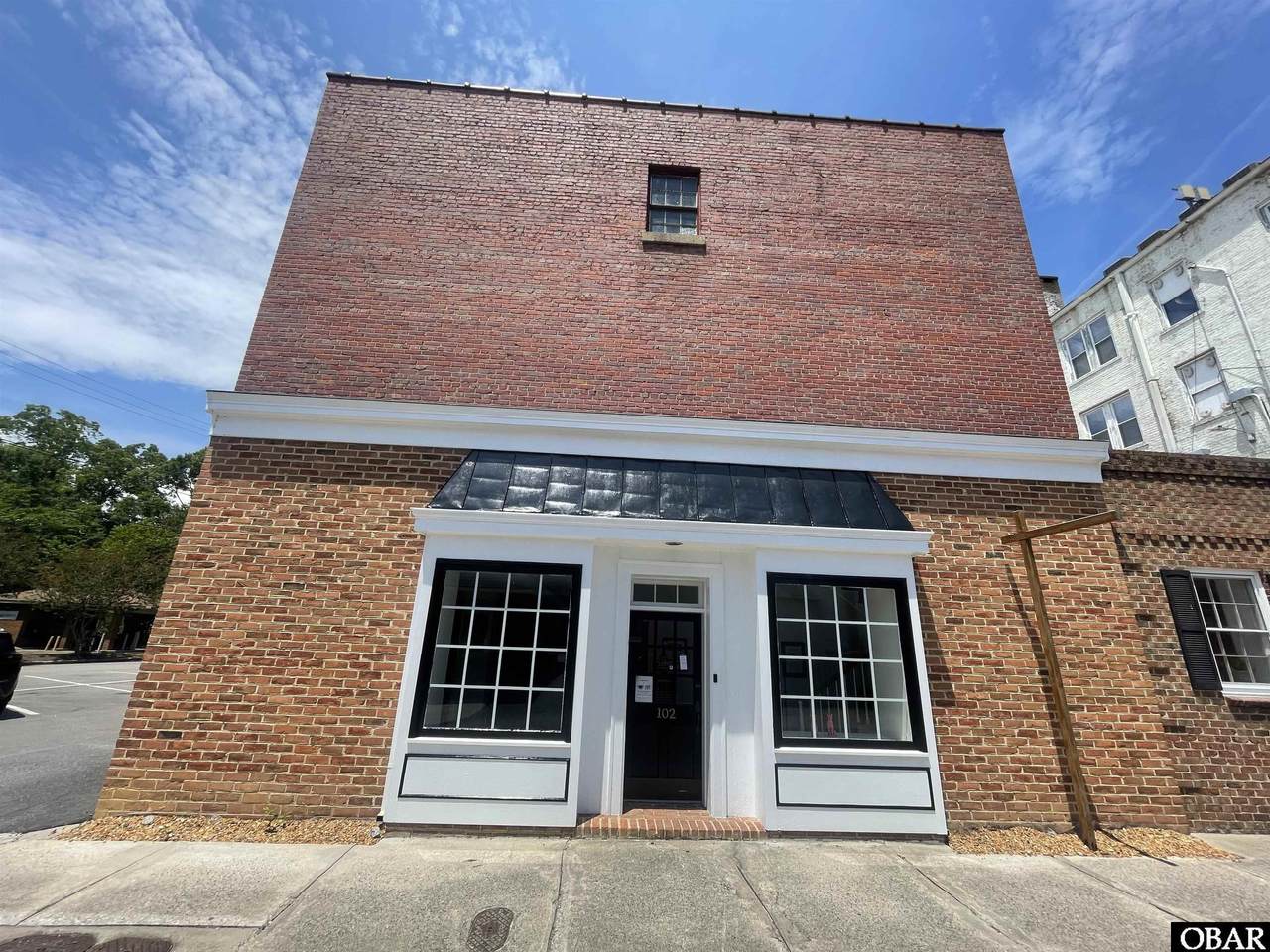 102 Eden Street - Photo 1