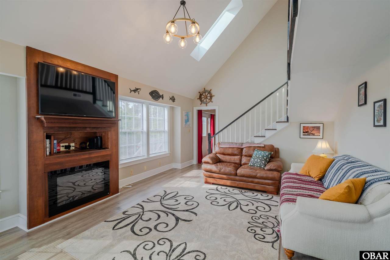 149 Bayview Drive - Photo 1