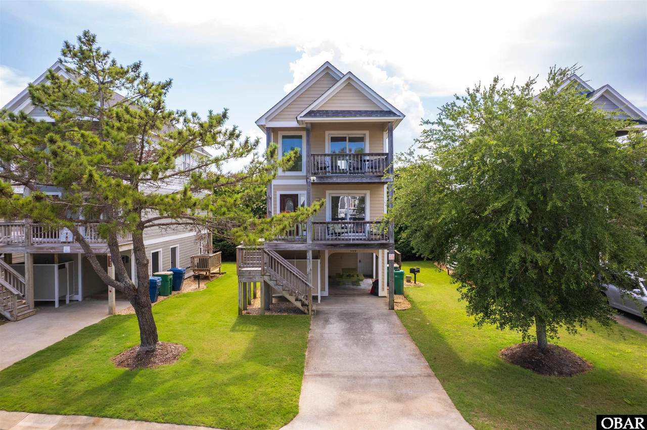 1040 Mirage Street - Photo 1