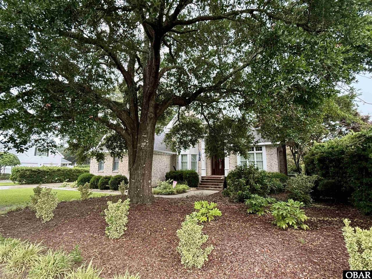 135 Weir Point Drive - Photo 1