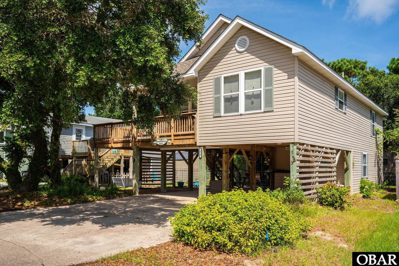 318 Eden Street - Photo 1