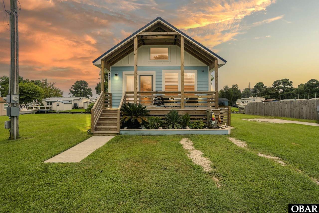 111 Reef Lane - Photo 1