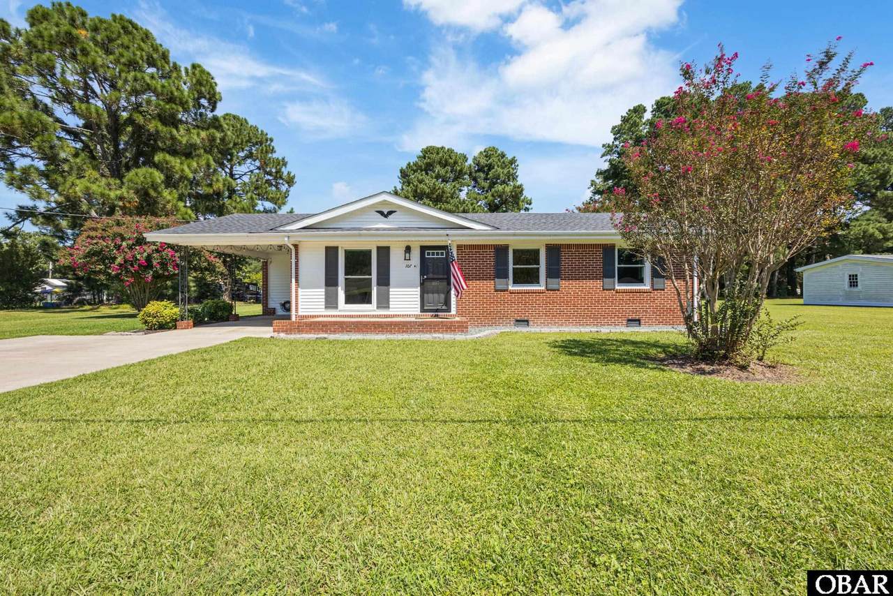 107 Chesterfield Drive - Photo 1