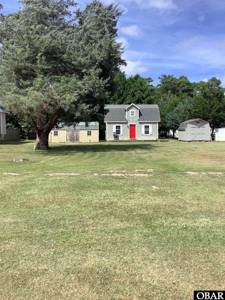 301 John Borden Street - Photo 1