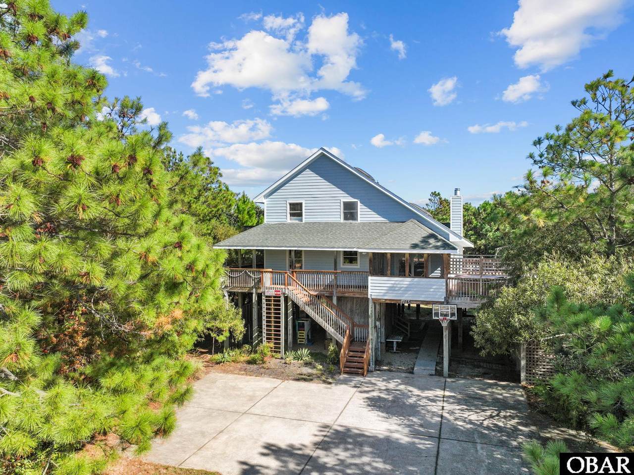 1085 Corolla Drive - Photo 1