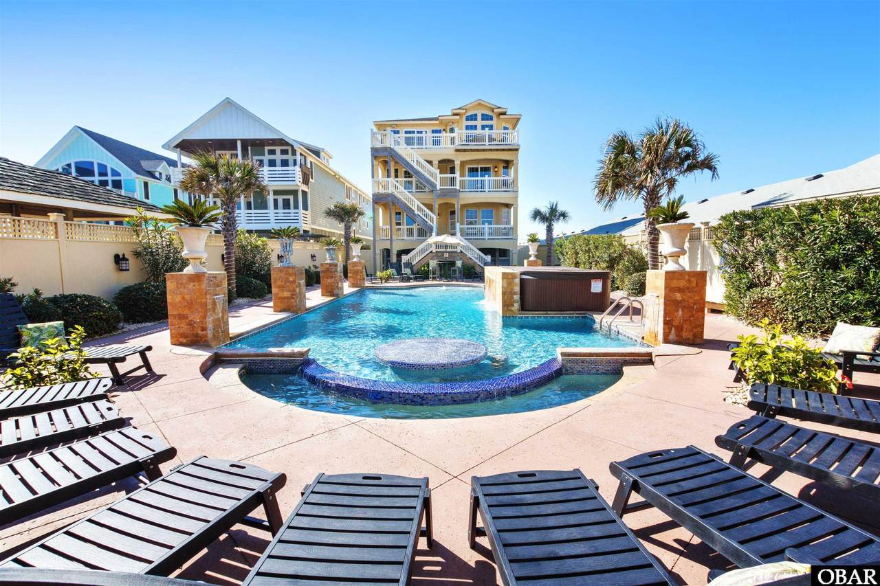 701 Virginia Dare Trail - Photo 1