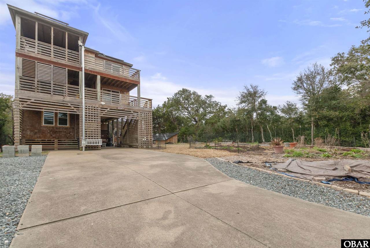 46471 Diamond Shoals Drive - Photo 1