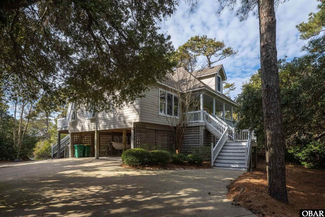 1266 Lakeside Drive - Photo 1