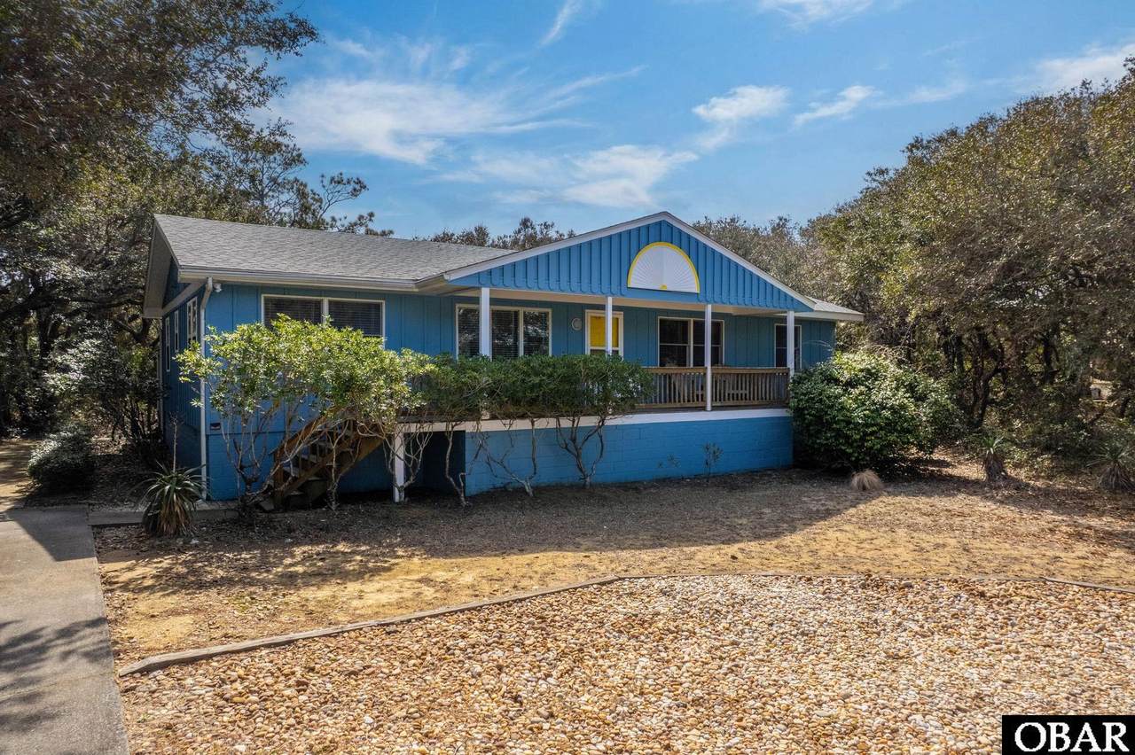 15 Seventh Avenue - Photo 1