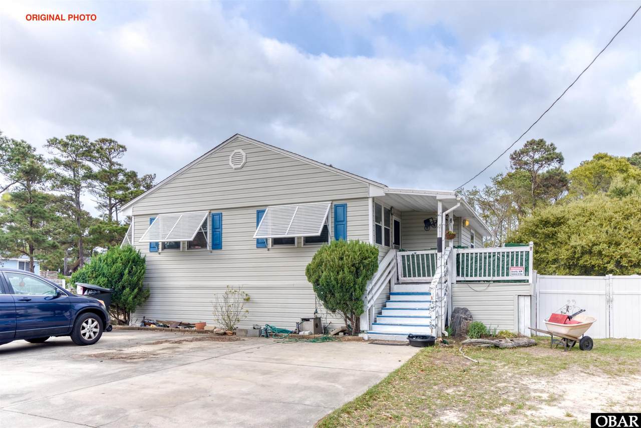 1203 Cardinal Street - Photo 1