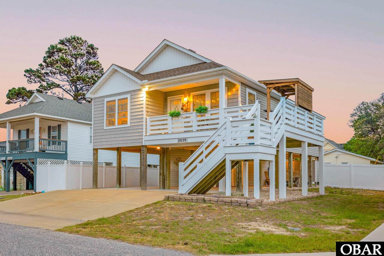 2039 Yorktown Street - Photo 1