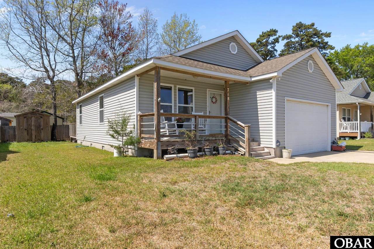 718 George Howe Street - Photo 1