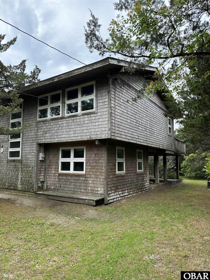40 Sand Dune Drive - Photo 1