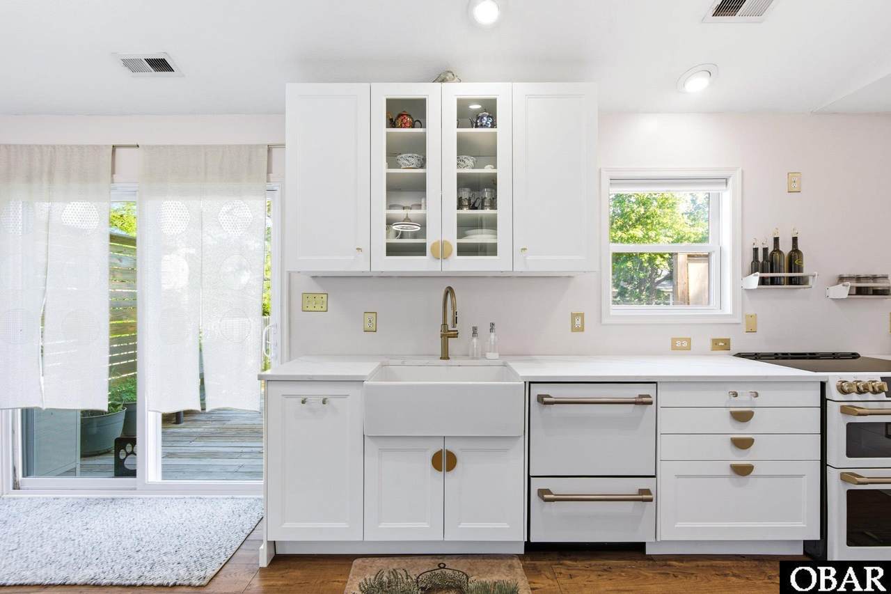 903 Holly Street - Photo 1