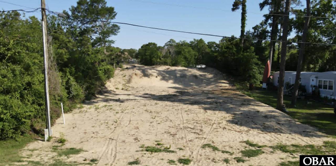 372 Sandpiper Drive - Photo 1