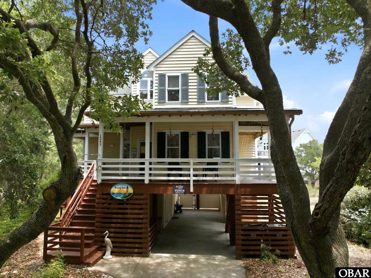 1247 Lakeside Court - Photo 1