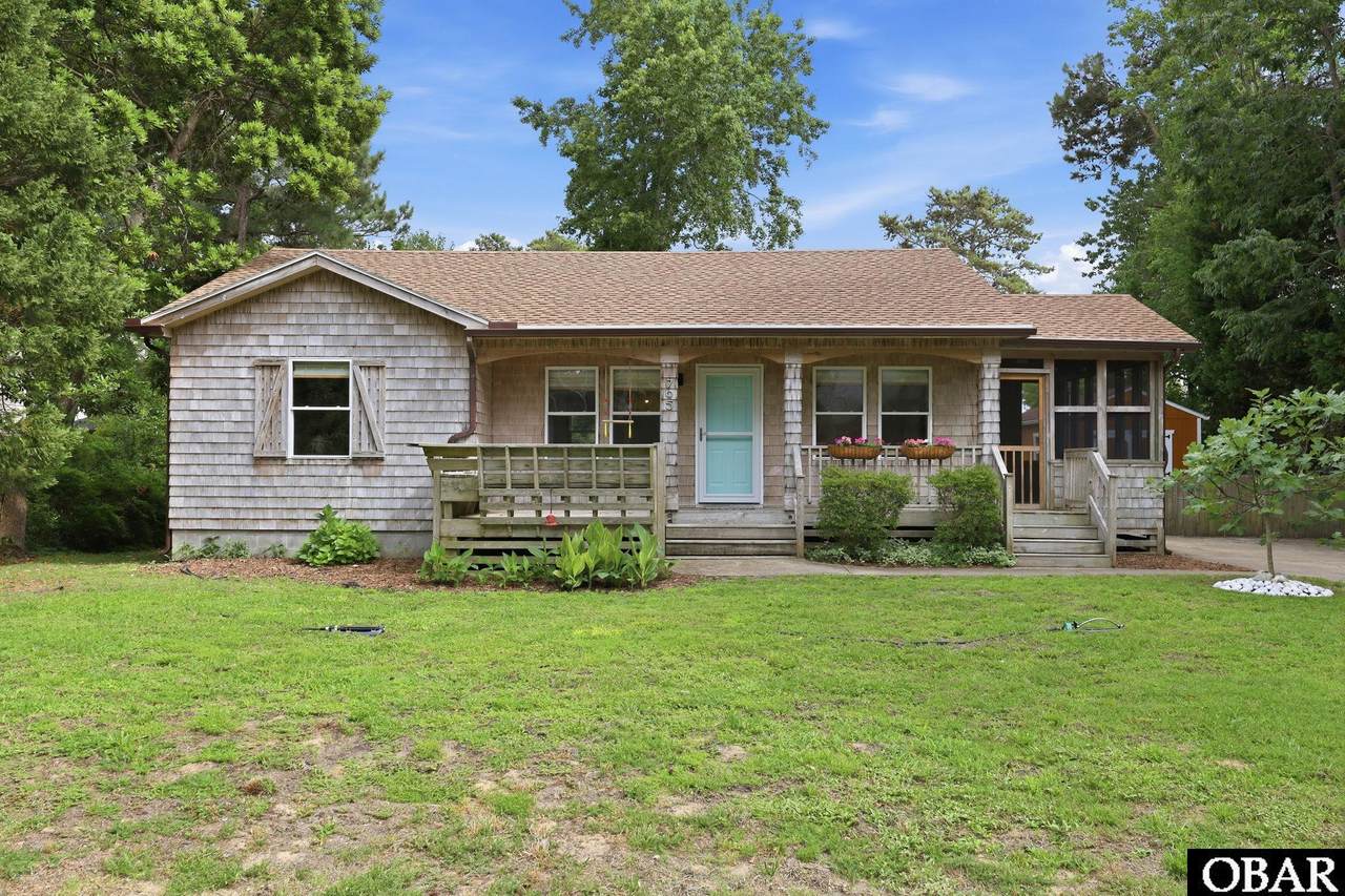 705 Cedar Drive - Photo 1