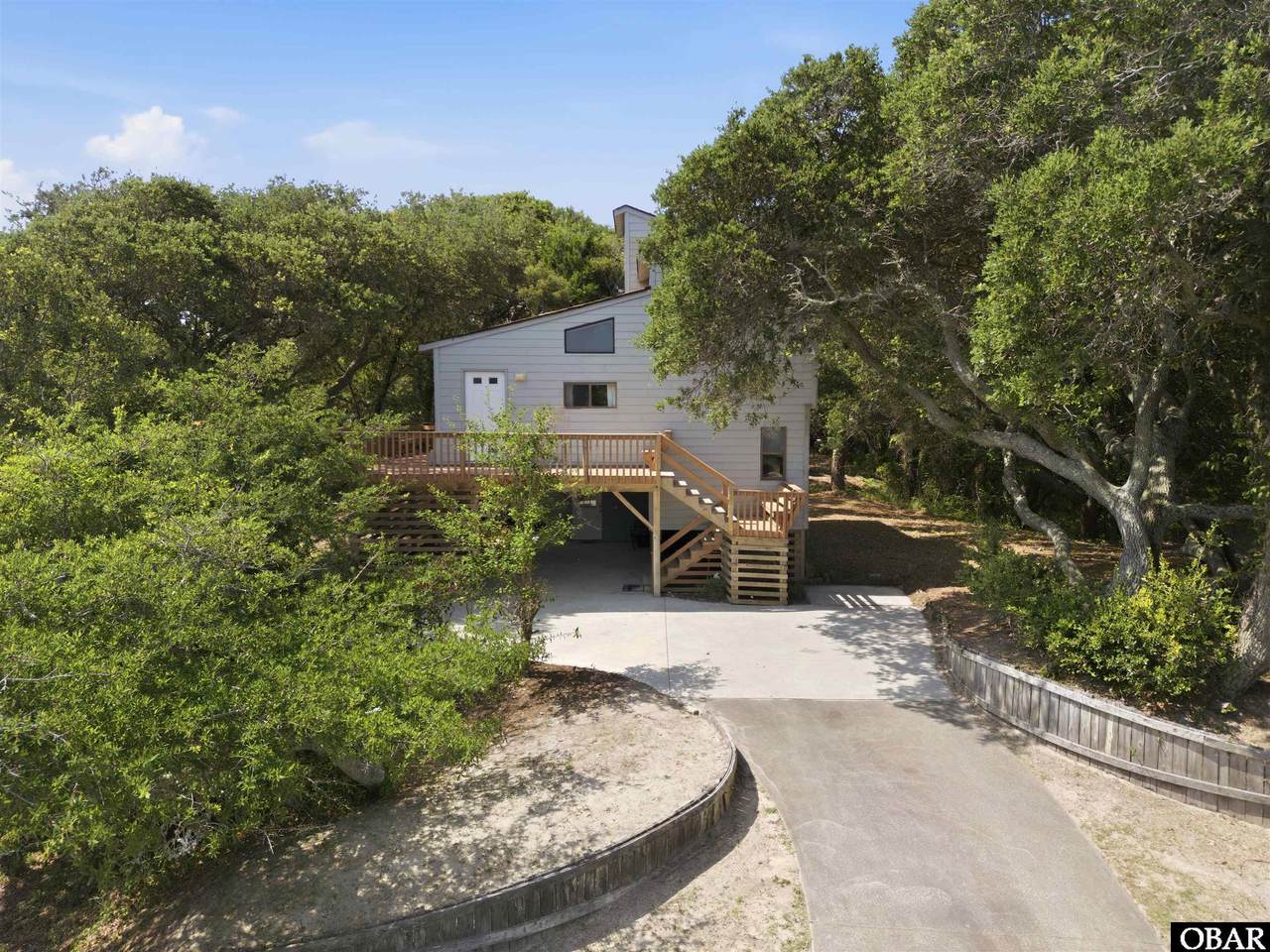 113 Seabreeze Drive - Photo 1