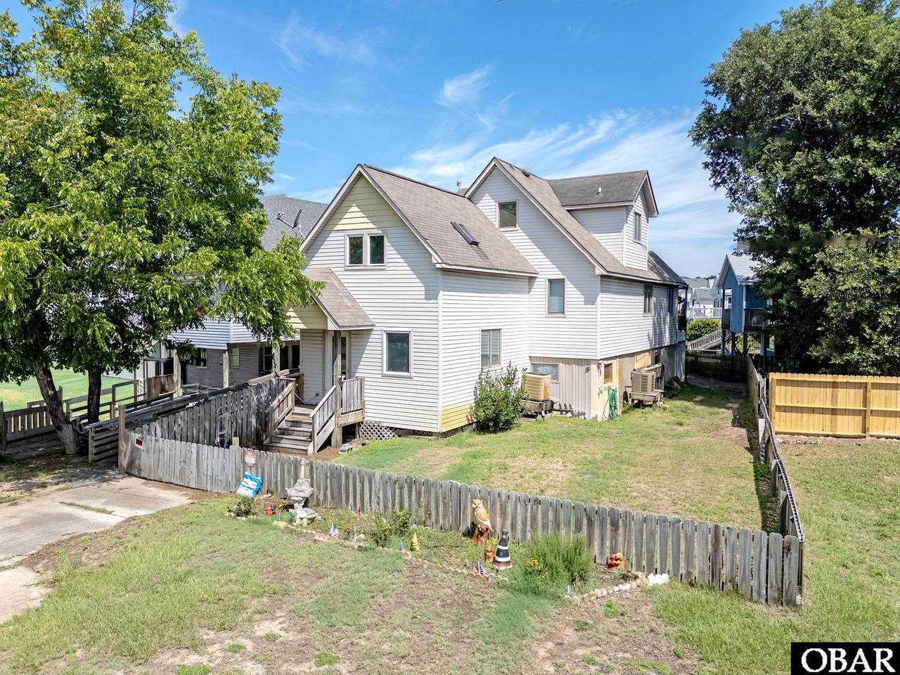 102 Soundview Drive - Photo 1
