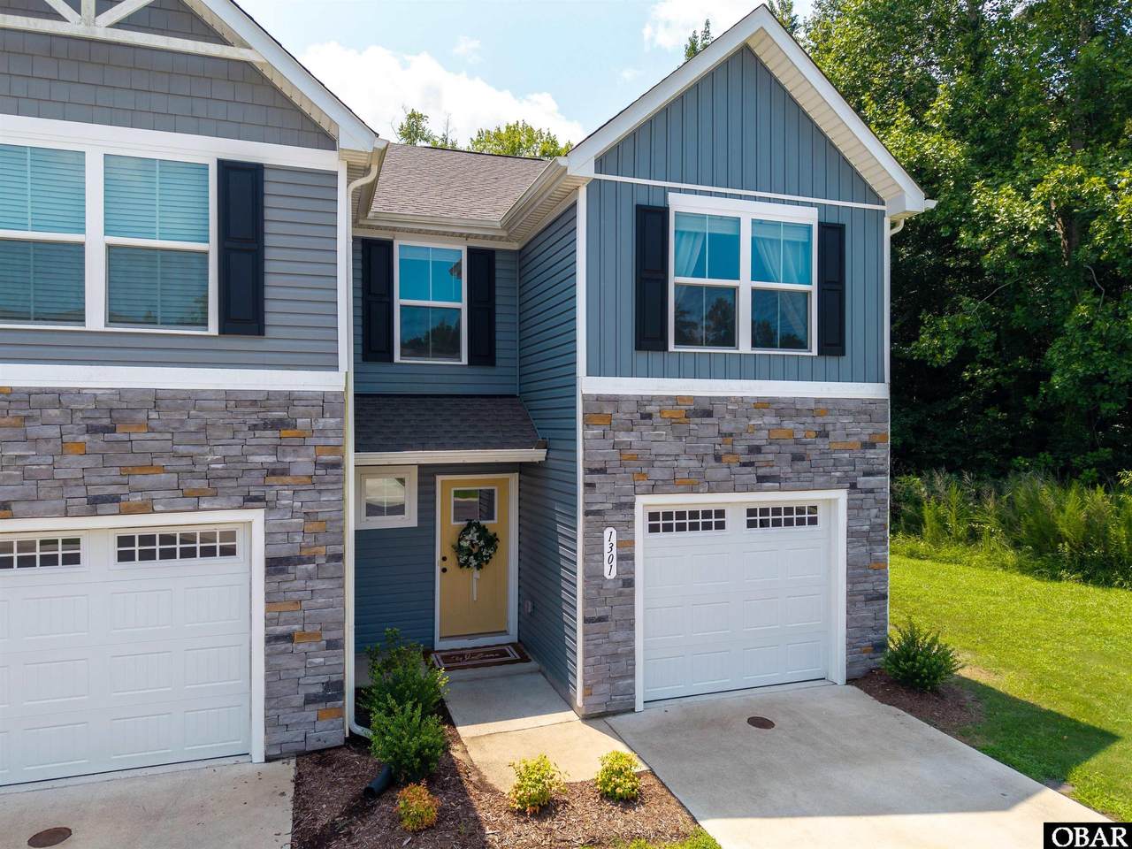 1301 Raven Way - Photo 1
