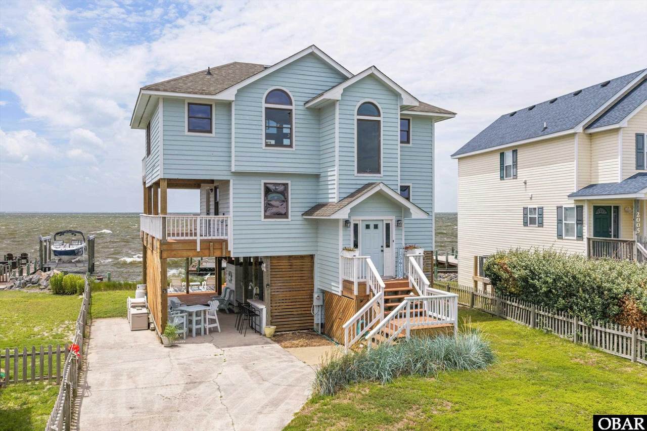 2003 Harbour View Drive - Photo 1