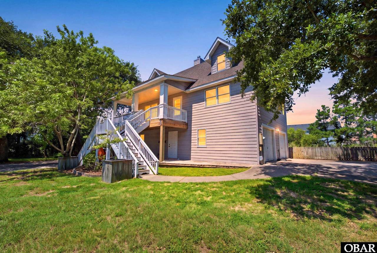 1104 Sportsman Drive - Photo 1