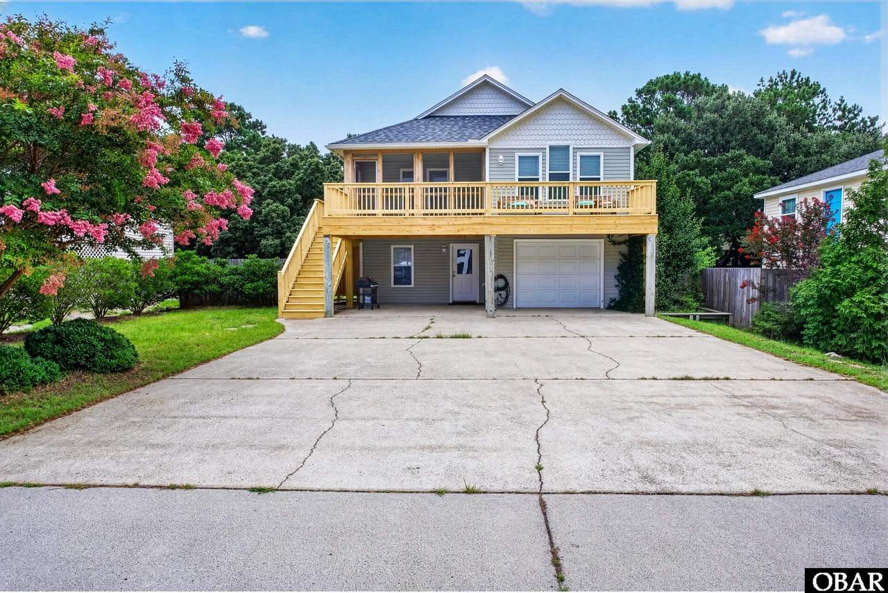 1707 Sioux Street - Photo 1