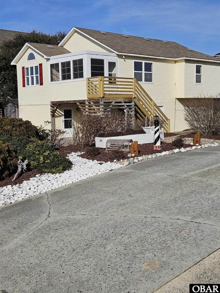 6321 Bobwhite Avenue - Photo 1