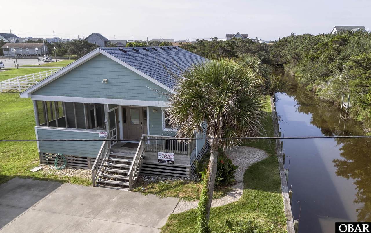 40180 Avlona Avenue - Photo 1