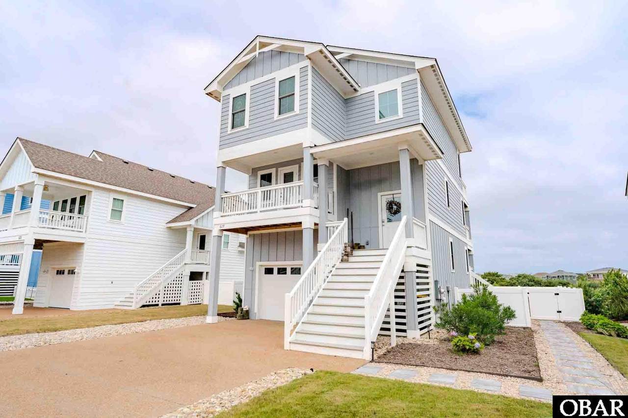629 Cottage Lane - Photo 1