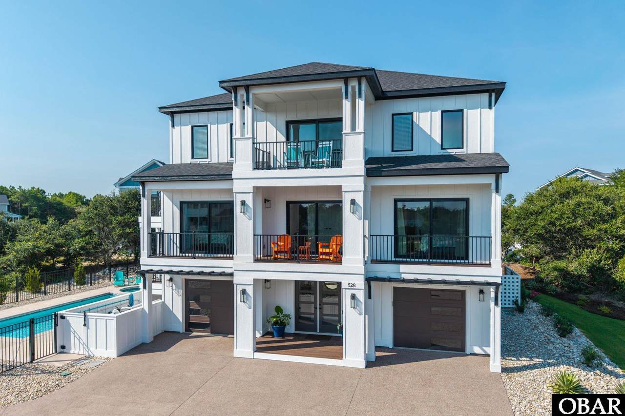 528 Hunt Club Drive - Photo 1