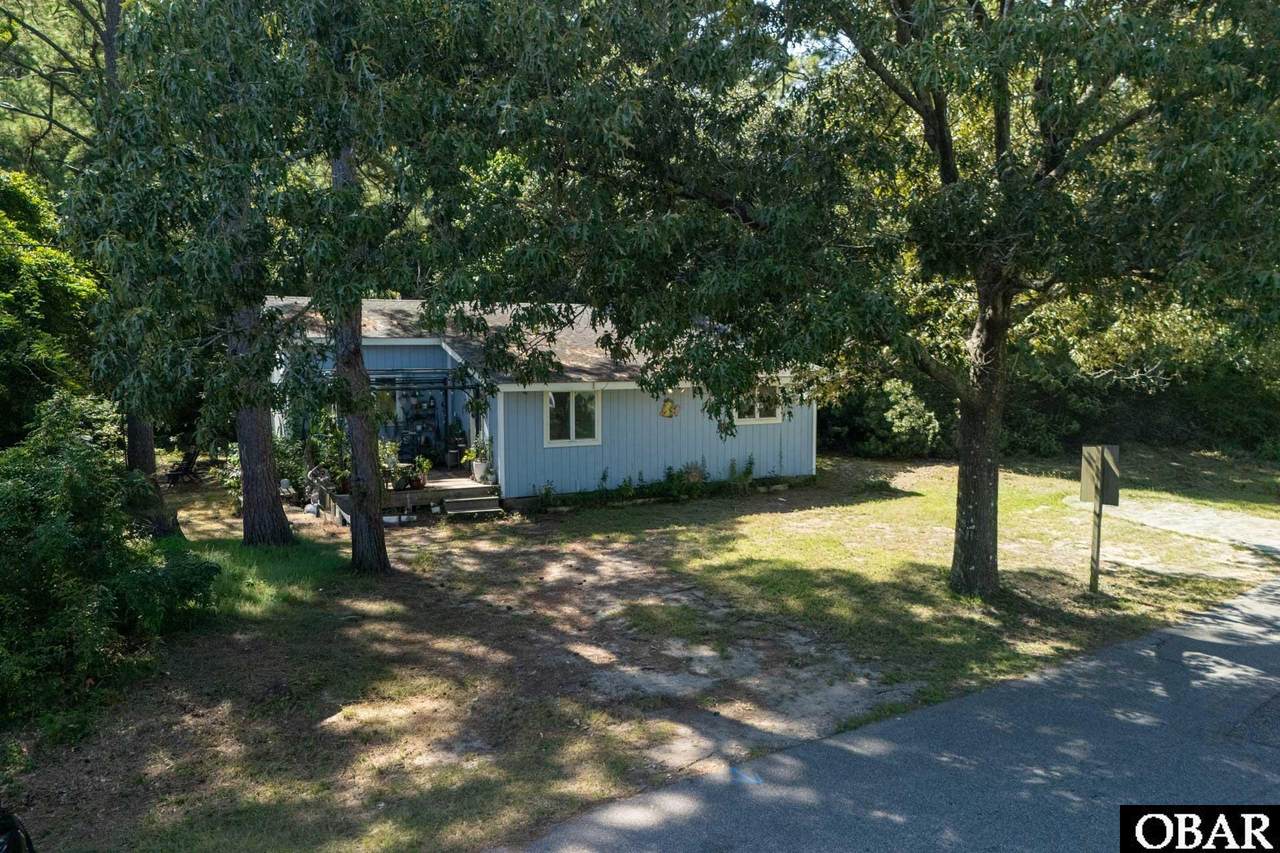 1402 Hill Street - Photo 1
