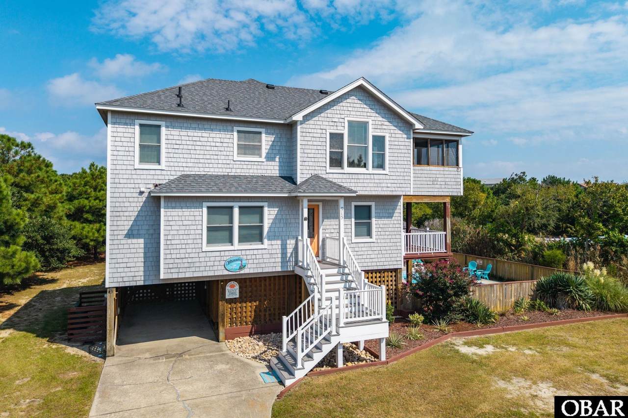915 Corolla Drive - Photo 1