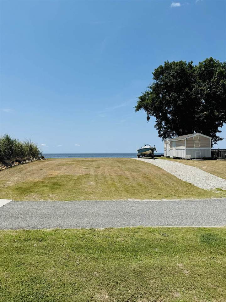 112 Caco Street - Photo 1