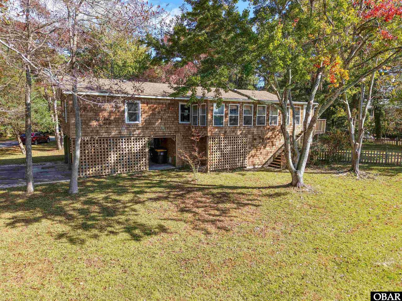 818 Cedar Drive - Photo 1