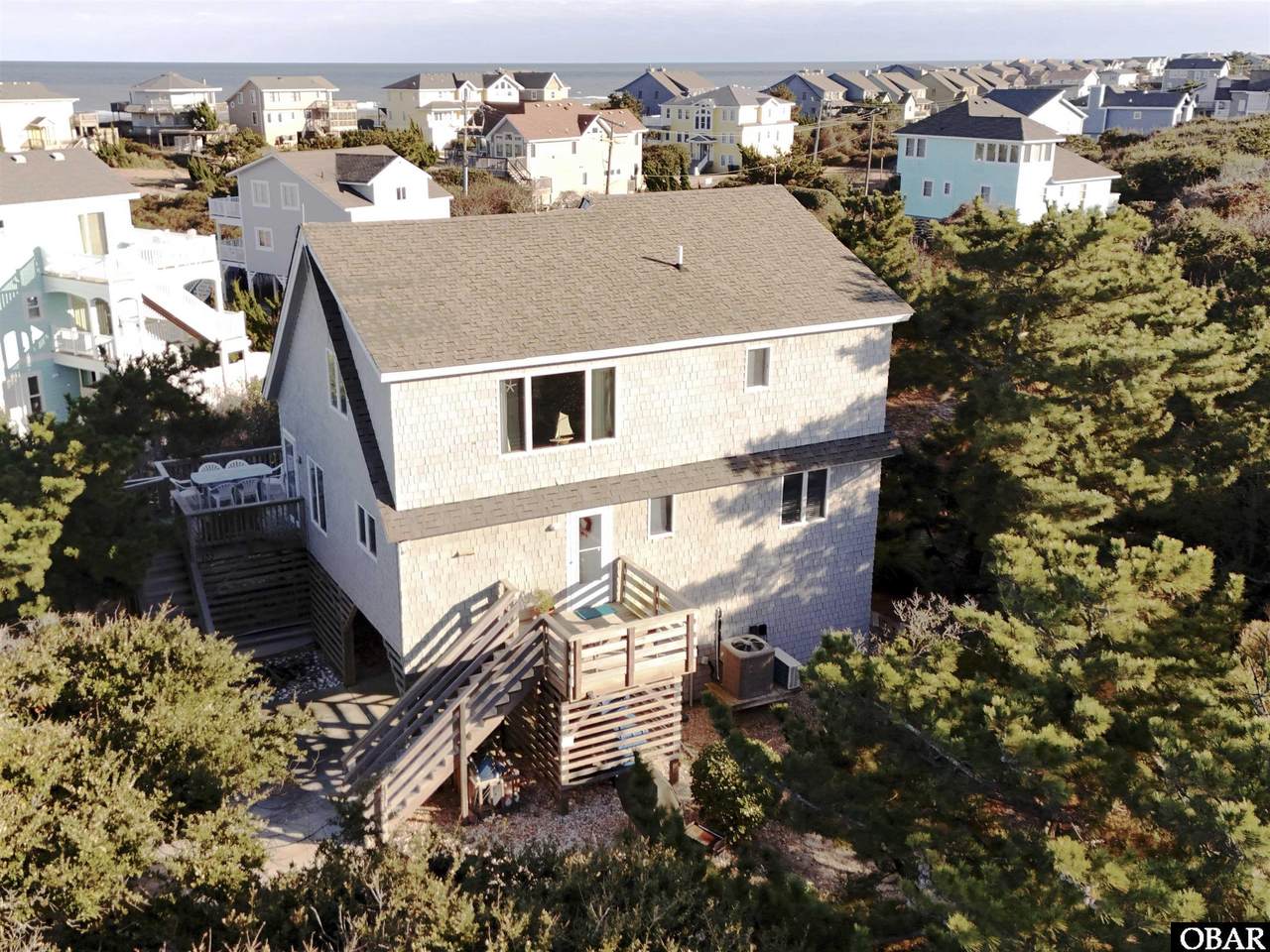 133 Hillside Court - Photo 1
