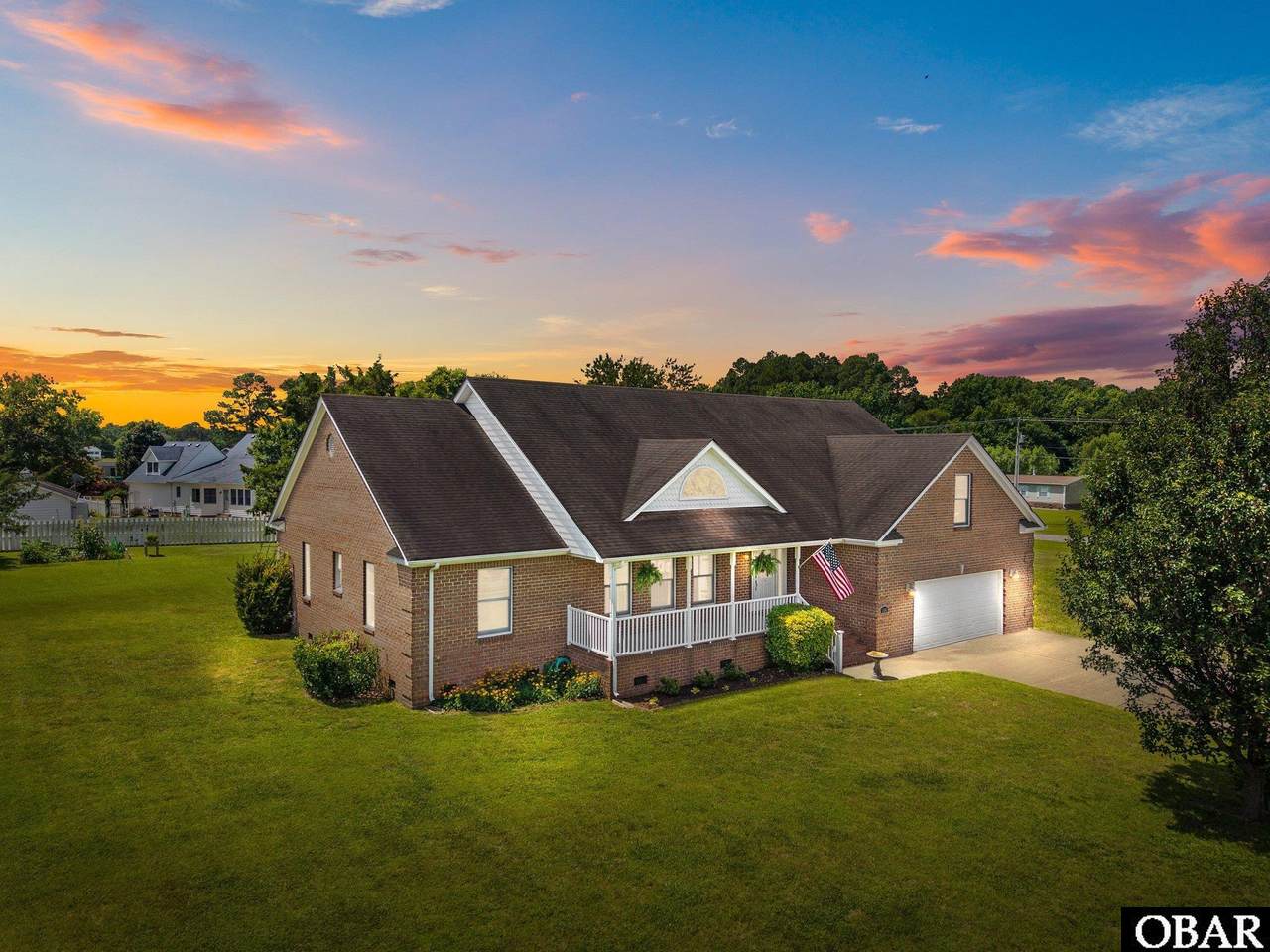 100 Whispering Pines Court - Photo 1