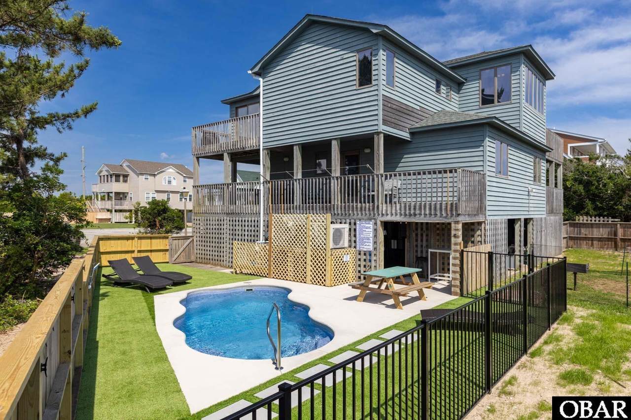 120 Westside Court - Photo 1