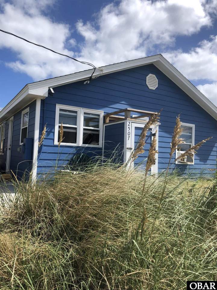 2507 Virginia Dare Trail - Photo 1