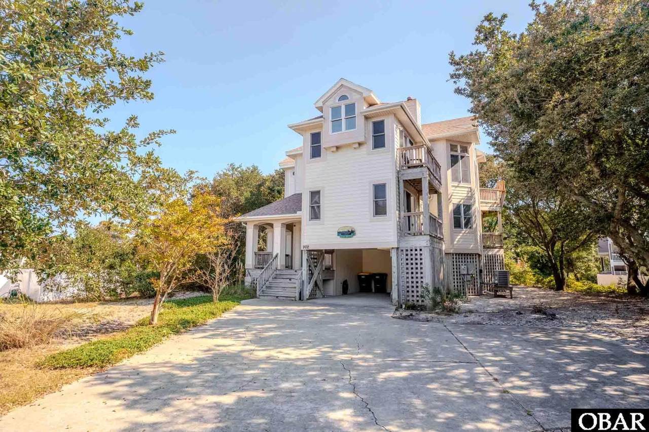 902 Emerald Court - Photo 1