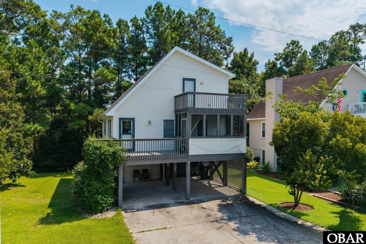 204 Landing Lane - Photo 1