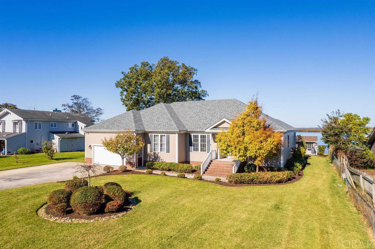 106 Waters Drive - Photo 1