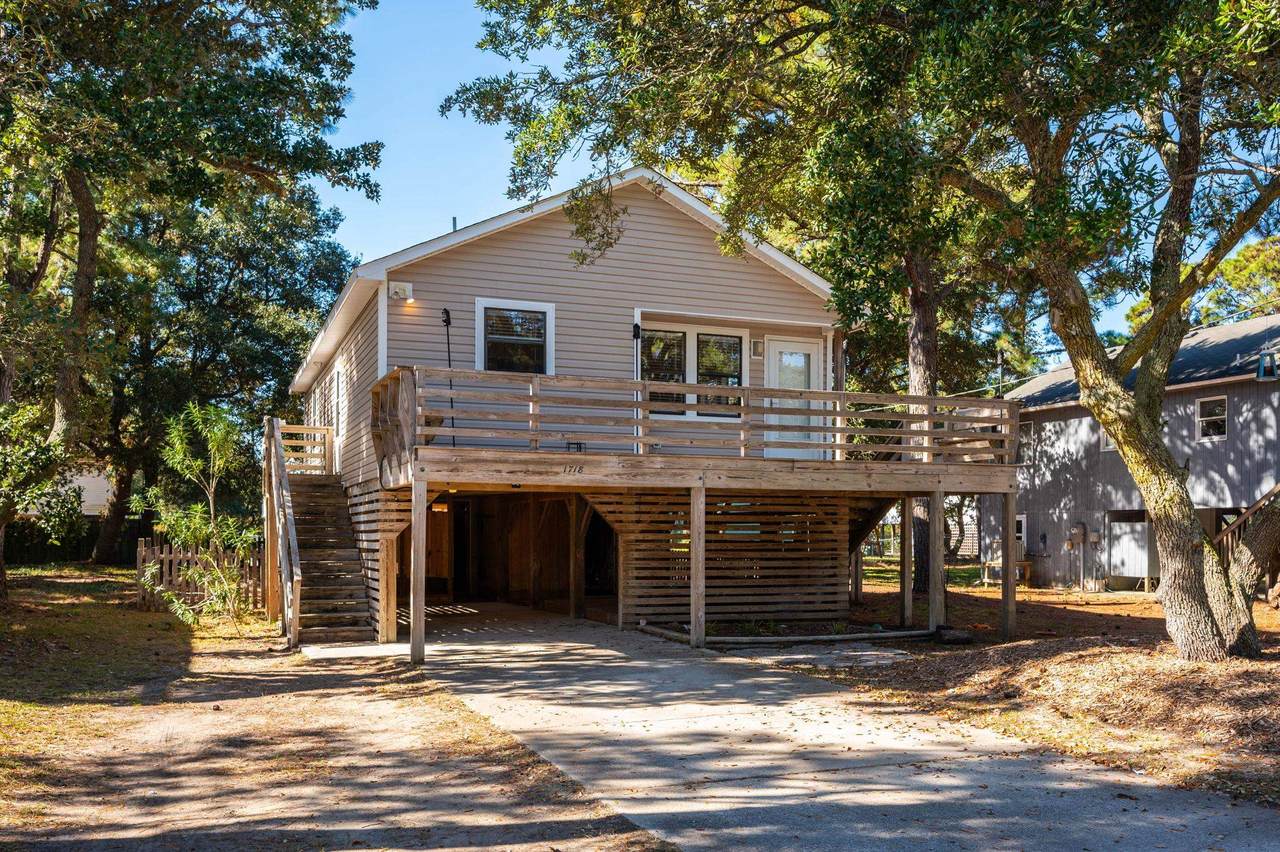1718 Sea Swept Road - Photo 1