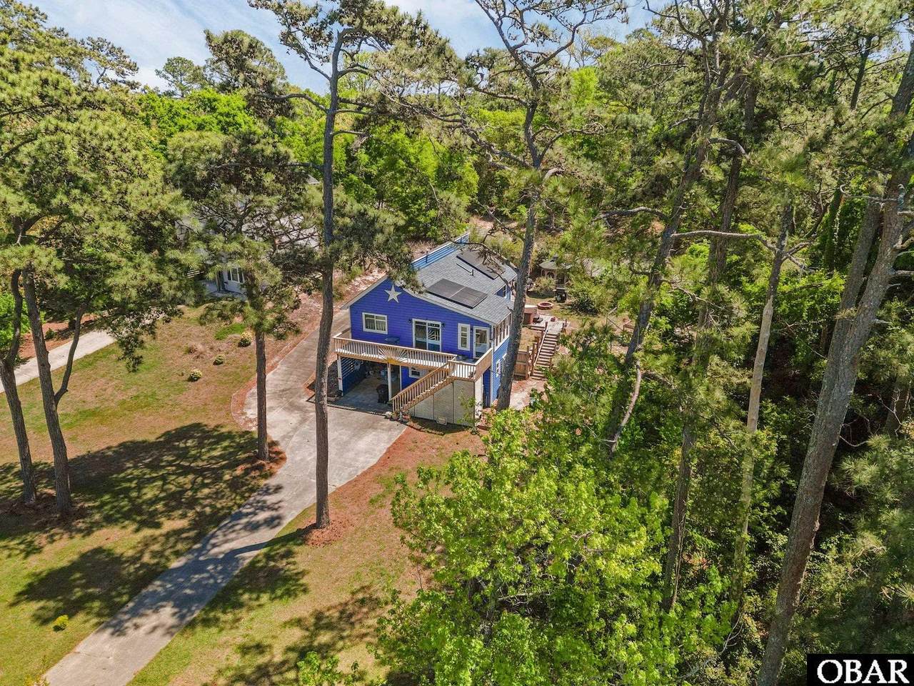 427 Harbour View Drive - Photo 1