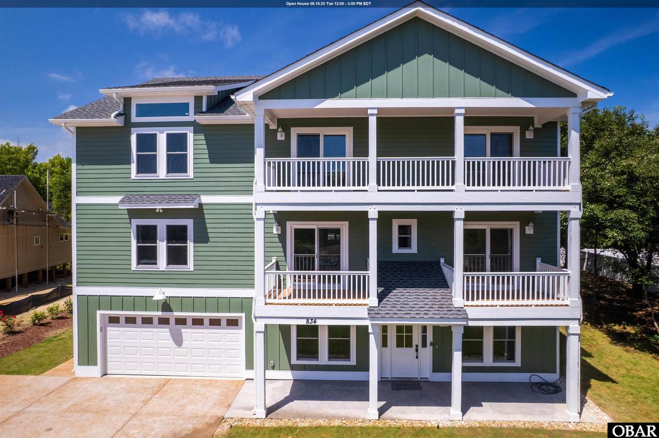 834 Hunt Club Drive - Photo 1