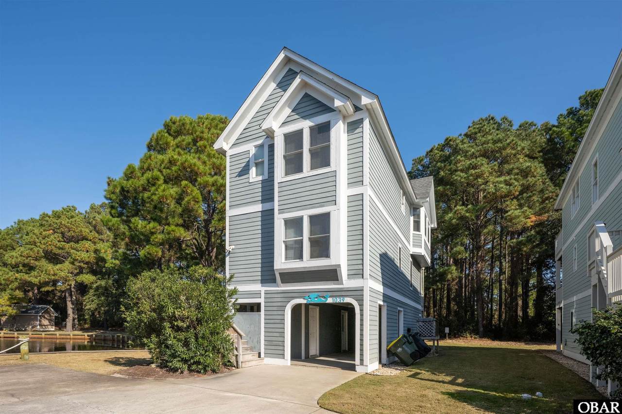 1039 Mirage Street - Photo 1