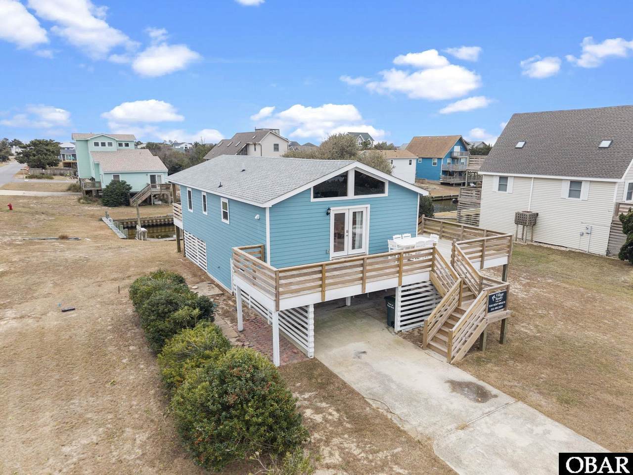 201 Tarpon Court - Photo 1