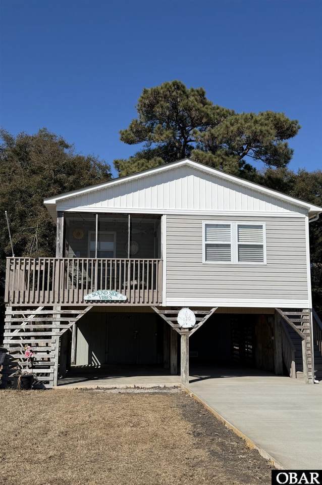 120 Roanoke Drive - Photo 1