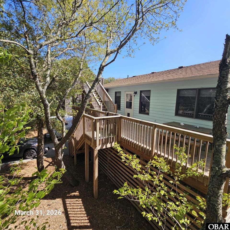 105 Plover Drive - Photo 1